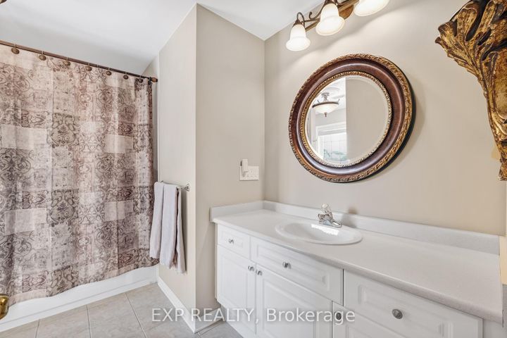 Photo 27 at 166 Worthington Avenue, Oak Ridges Lake Wilcox, Richmond Hill