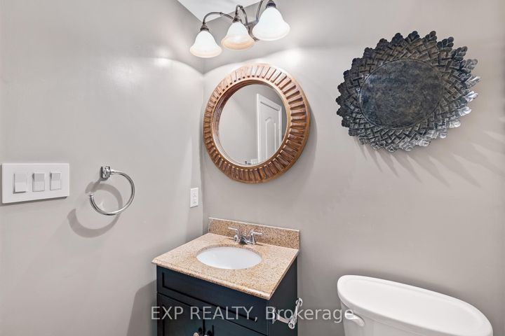 Photo 40 at 166 Worthington Avenue, Oak Ridges Lake Wilcox, Richmond Hill