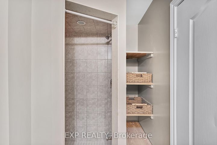 Photo 41 at 166 Worthington Avenue, Oak Ridges Lake Wilcox, Richmond Hill