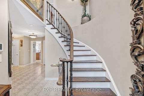 Photo 17 at 166 Worthington Avenue, Oak Ridges Lake Wilcox, Richmond Hill