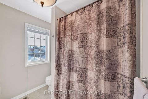 Photo 28 at 166 Worthington Avenue, Oak Ridges Lake Wilcox, Richmond Hill