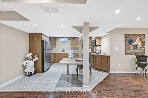 Photo 36 at 166 Worthington Avenue, Oak Ridges Lake Wilcox, Richmond Hill