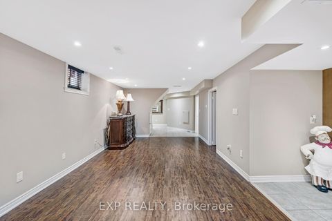 Photo 38 at 166 Worthington Avenue, Oak Ridges Lake Wilcox, Richmond Hill