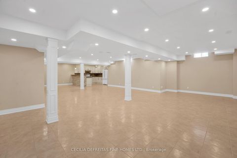 Photo 26 at 31 Munsie Drive, Nobleton, King