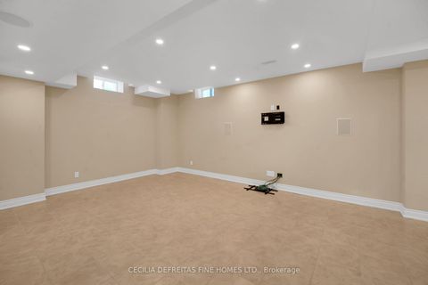 Photo 27 at 31 Munsie Drive, Nobleton, King