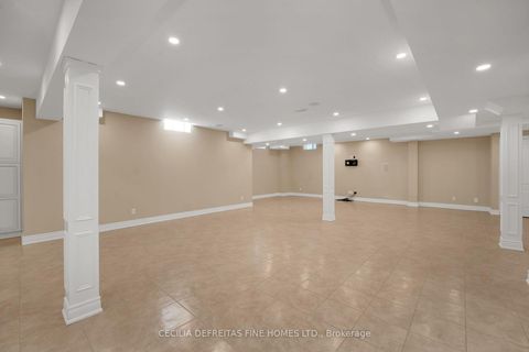 Photo 30 at 31 Munsie Drive, Nobleton, King