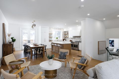 Photo 9 at 90 GREAT OAK Drive, Rosethorn, Toronto