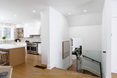 Photo 19 at 90 GREAT OAK Drive, Rosethorn, Toronto