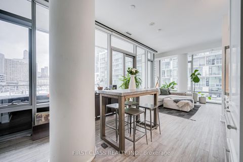 Photo 19 at 402 - 39 Queens Quay E, Waterfront Communities C1, Toronto