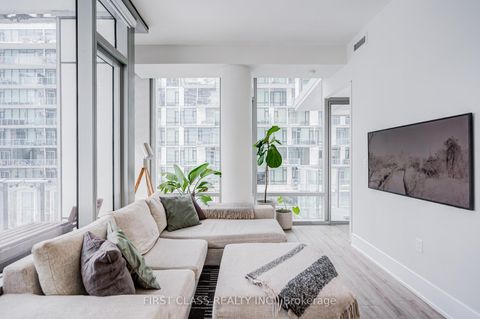 Photo 29 at 402 - 39 Queens Quay E, Waterfront Communities C1, Toronto