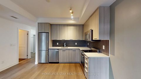 Photo 5 at 302 - 105 GEORGE Street, Moss Park, Toronto