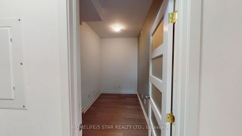 Photo 22 at 302 - 105 GEORGE Street, Moss Park, Toronto