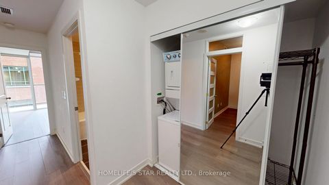 Photo 23 at 302 - 105 GEORGE Street, Moss Park, Toronto