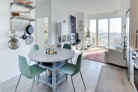 Photo 4 at 801 - 1787 St Clair Avenue W, Pellam Park, Toronto