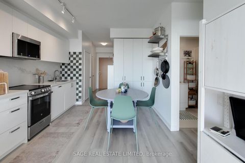 Photo 9 at 801 - 1787 St Clair Avenue W, Pellam Park, Toronto