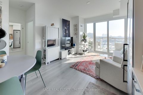 Photo 11 at 801 - 1787 St Clair Avenue W, Pellam Park, Toronto