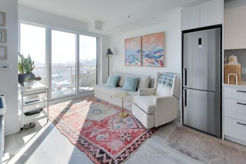 Photo 13 at 801 - 1787 St Clair Avenue W, Pellam Park, Toronto