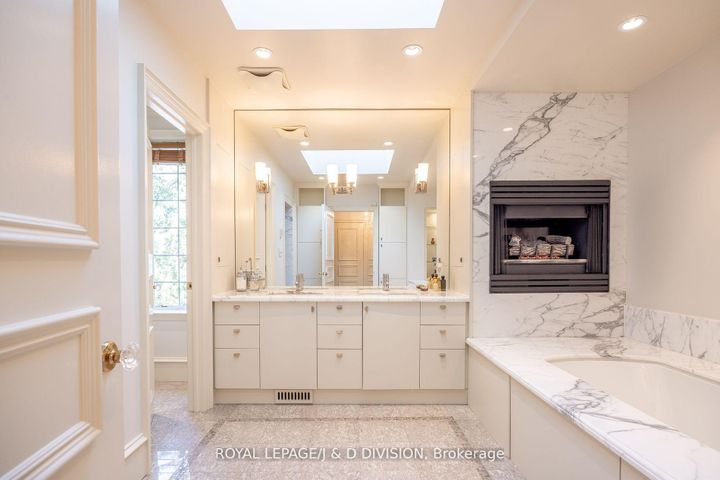 Photo 16 at 12 Forest Glen Crescent, York Mills, Toronto