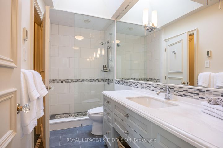 Photo 20 at 12 Forest Glen Crescent, York Mills, Toronto