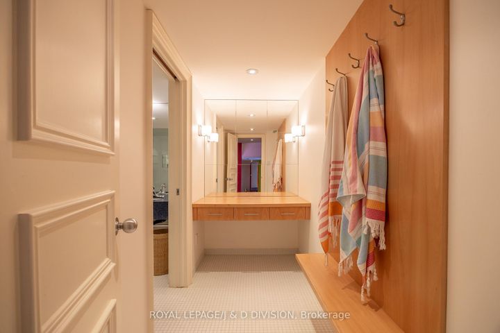 Photo 27 at 12 Forest Glen Crescent, York Mills, Toronto