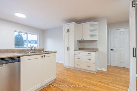 Photo 5 at 316 Johnson Street, Georgian Drive, Barrie