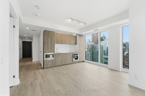 Photo 15 at 4711 - 88 Queen Street E, Yonge Corridor, Toronto