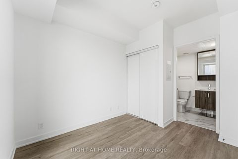 Photo 20 at 4711 - 88 Queen Street E, Yonge Corridor, Toronto