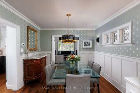 Photo 10 at 35 Grenview Boulevard N, Kingsway South, Toronto