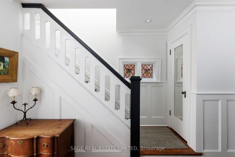 Photo 30 at 35 Grenview Boulevard N, Kingsway South, Toronto