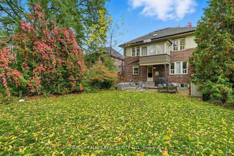 Photo 44 at 202 Dinnick Crescent, Lawrence Park South, Toronto