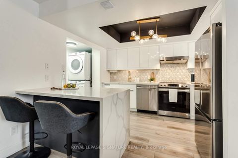 Photo 6 at 108 - 271 Ridley Boulevard, Nortown, Toronto