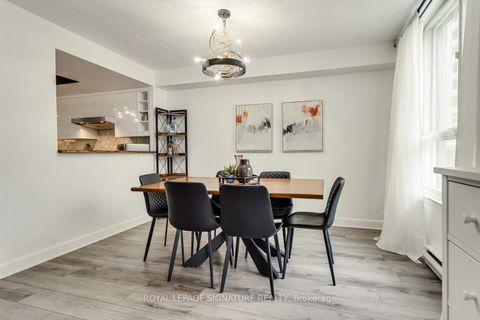 Photo 13 at 108 - 271 Ridley Boulevard, Nortown, Toronto