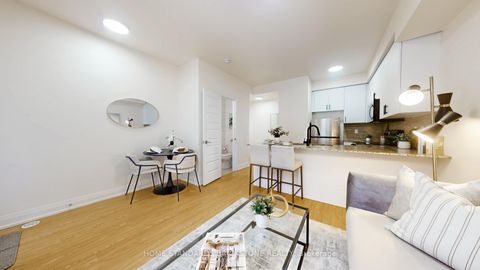 Photo 4 at 53 - 19 Eldora Avenue, Newtonbrook West, Toronto