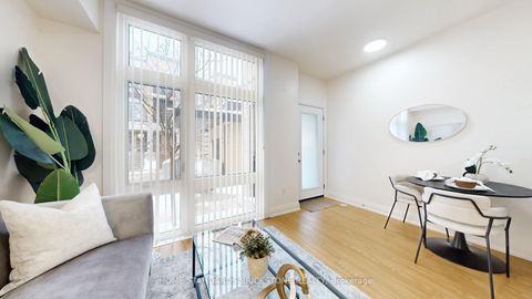 Photo 5 at 53 - 19 Eldora Avenue, Newtonbrook West, Toronto