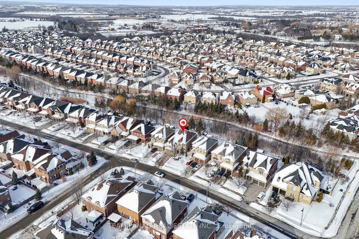 Photo 49 at 9 Sorbonne Drive, Vales of Castlemore North, Brampton