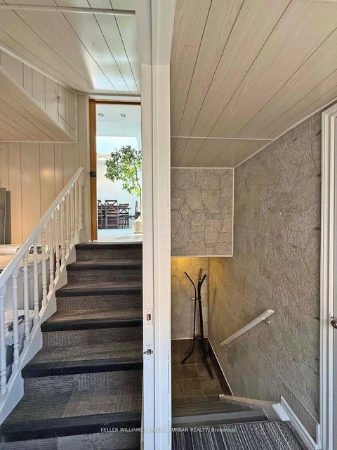 Photo 11 at 6 Elmhurst Drive, Kipling, Toronto