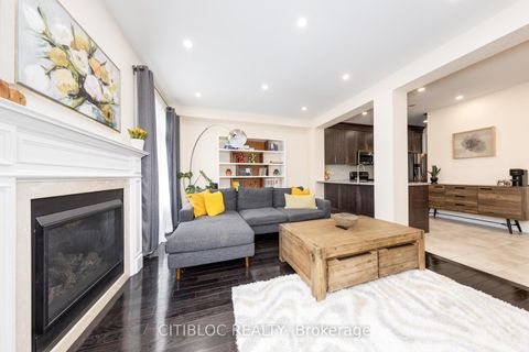 Photo 16 at 25 Claudview Street, King City, King