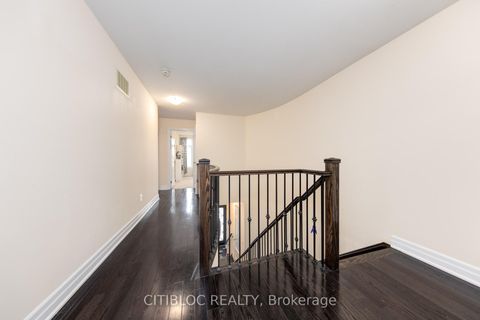 Photo 20 at 25 Claudview Street, King City, King