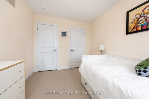 Photo 30 at 25 Claudview Street, King City, King