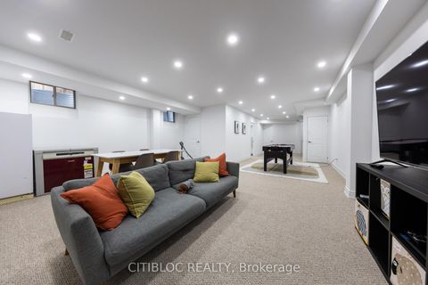 Photo 38 at 25 Claudview Street, King City, King