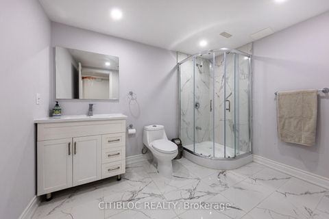 Photo 39 at 25 Claudview Street, King City, King