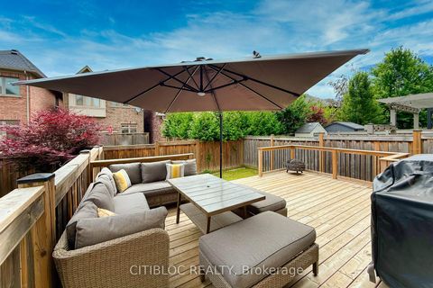 Photo 40 at 25 Claudview Street, King City, King