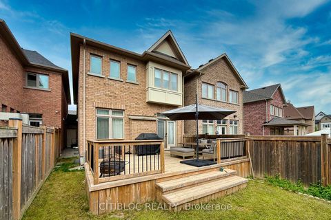 Photo 44 at 25 Claudview Street, King City, King