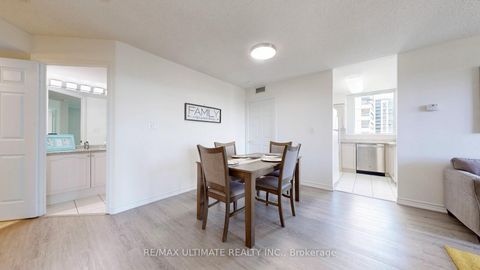 Photo 8 at 905 - 18 Spring Garden Avenue, Willowdale East, Toronto