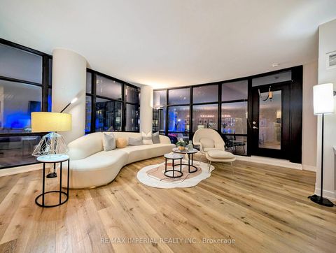 Photo 8 at 1909 - 10 Navy Wharf Court, Waterfront Communities C1, Toronto