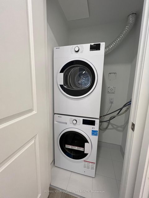 Photo 6 at 2601 - 395 Bloor Street E, North St. James Town, Toronto