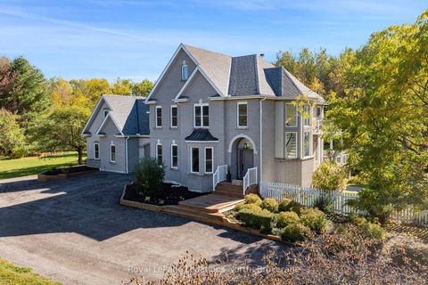 Photo 1 at 7833 Poplar Side Road, Rural Clearview, Clearview