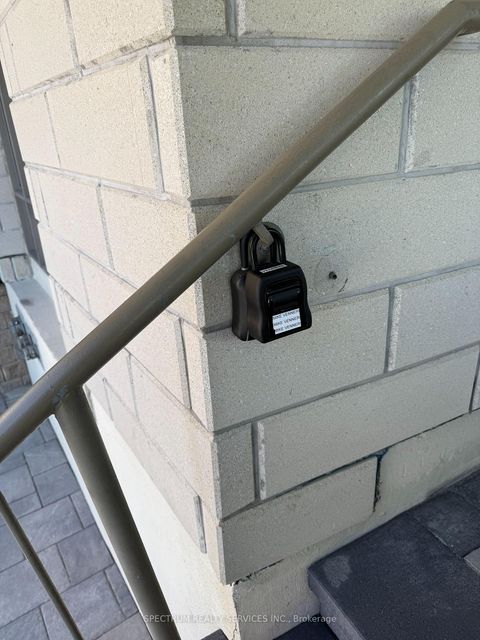 Photo 19 at 516 - 2500 Rutherford Road, Maple, Vaughan