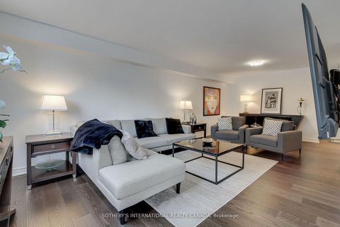 Photo 9 at 301 - 40 Harding Boulevard W, Harding, Richmond Hill