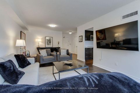 Photo 10 at 301 - 40 Harding Boulevard W, Harding, Richmond Hill